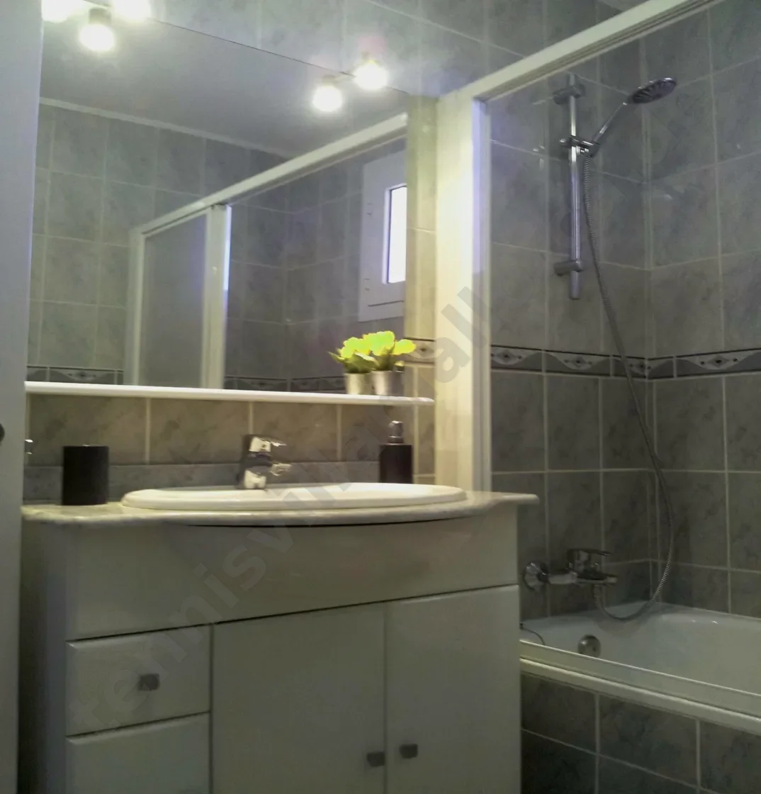 Badezimmer mit Badewanne