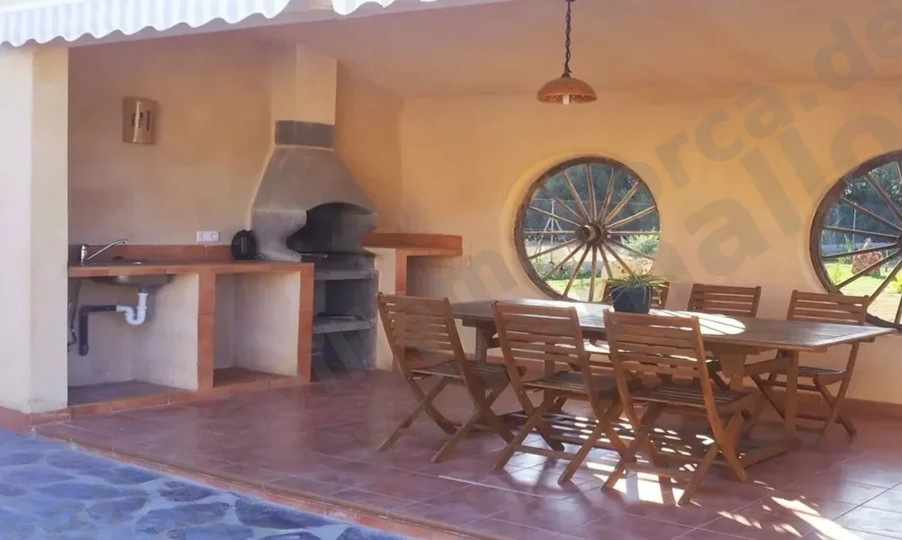 Grillplatz ueberdacht